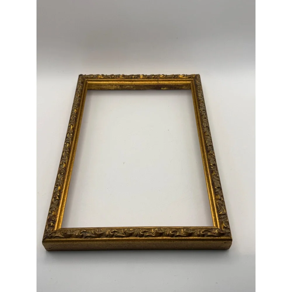 Vintage Ornate Gold Gilt Wood Picture‎ Frame Scroll Relief Open Frame 8x10